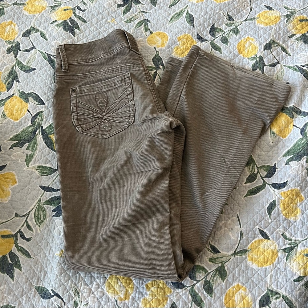 Vintage corduroy flare pants🤎